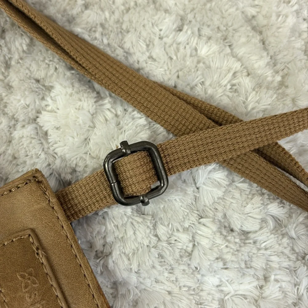 Sherpani Piper Crossbody Mini Bag